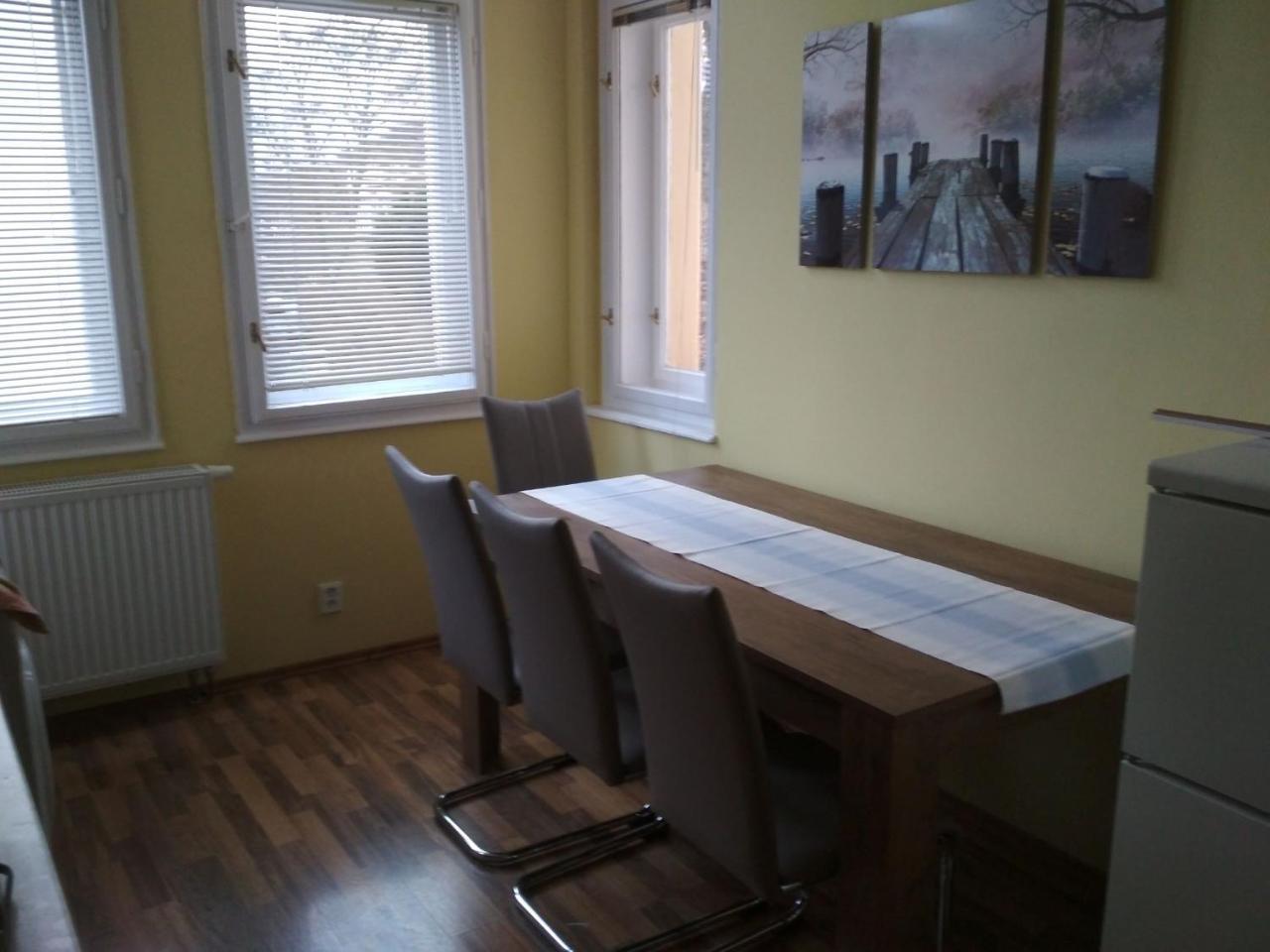 Ferienwohnung Imperia Karlsbad Exterior foto