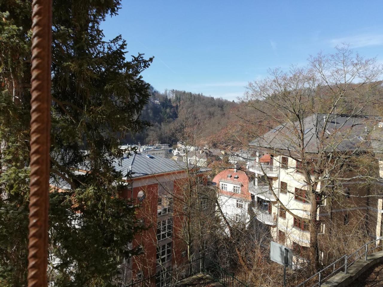 Ferienwohnung Imperia Karlsbad Exterior foto